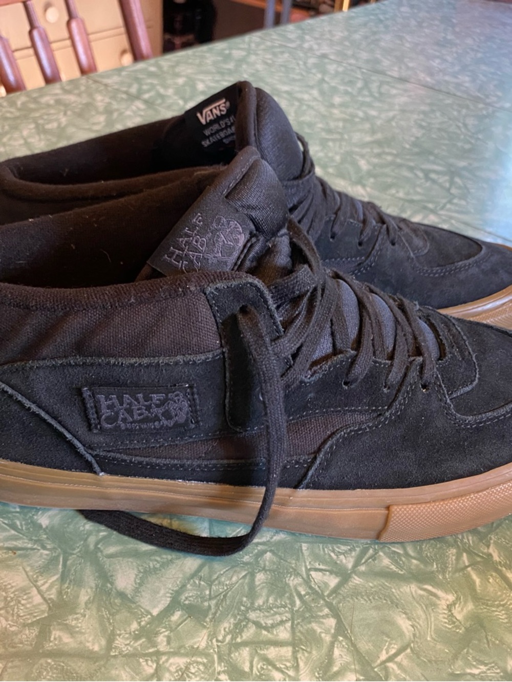 Very Nice Black With Gum Soles Men’s Size 13 Vans Half-Cab Mid Skate Shoe